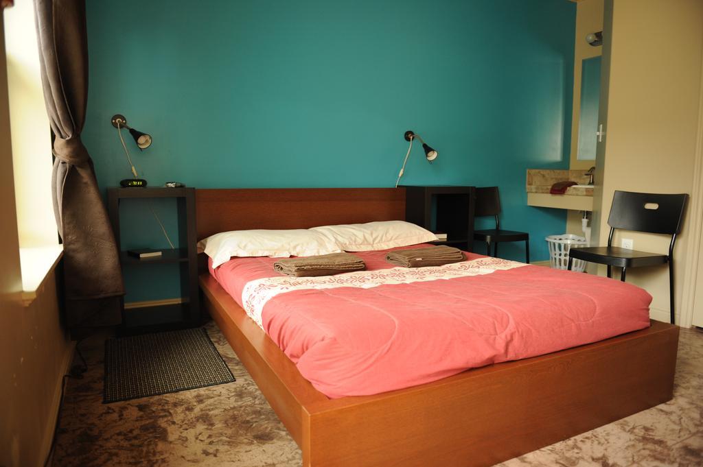 Camelot Inn At Honeyville Стая снимка